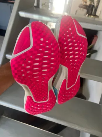 Used Nike running shoes bike — image 6 of 6
