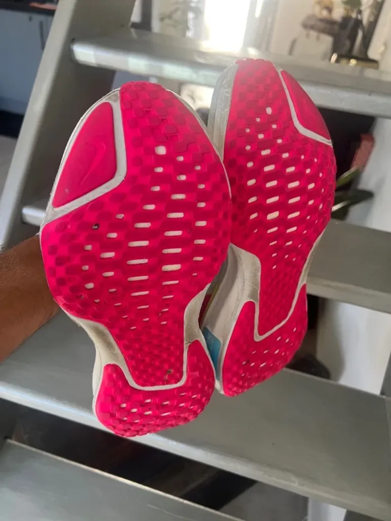 Used Nike running shoes bike — image 6 of 6