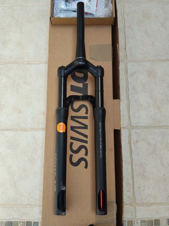 Käytetty Dt Swiss HORQUILLA F232 ONE 2025 bike — kuva 4 / 6