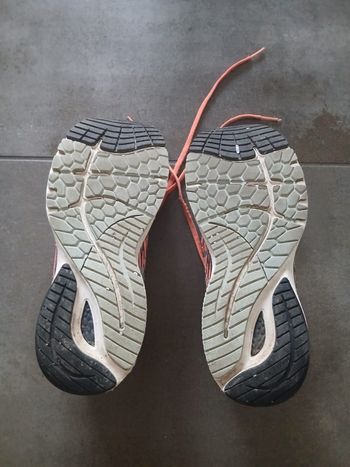 Used New Balance Fresh Foam X 860v12 2024 bike — image 2 of 4