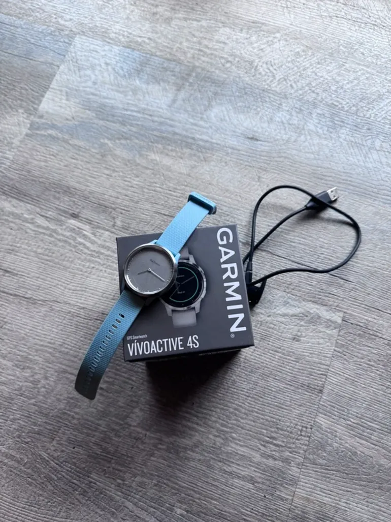 Used Garmin GPS Smartwatch bike — image 3 of 5