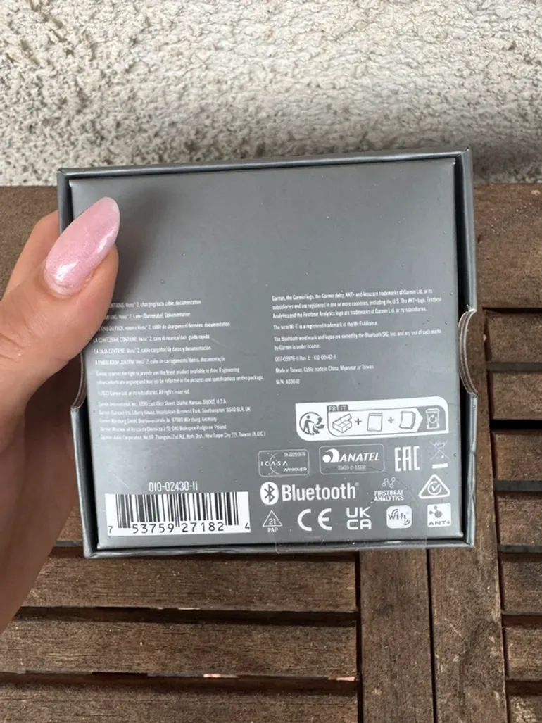 Used Garmin Venu 2 bike — image 2 of 4