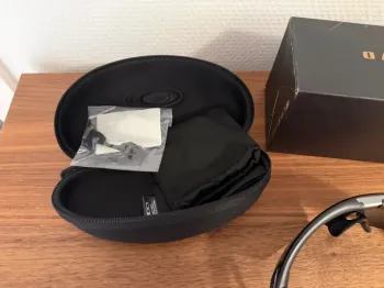 Used Oakley Sphaera Prizm Black Polarized bike — image 2 of 5