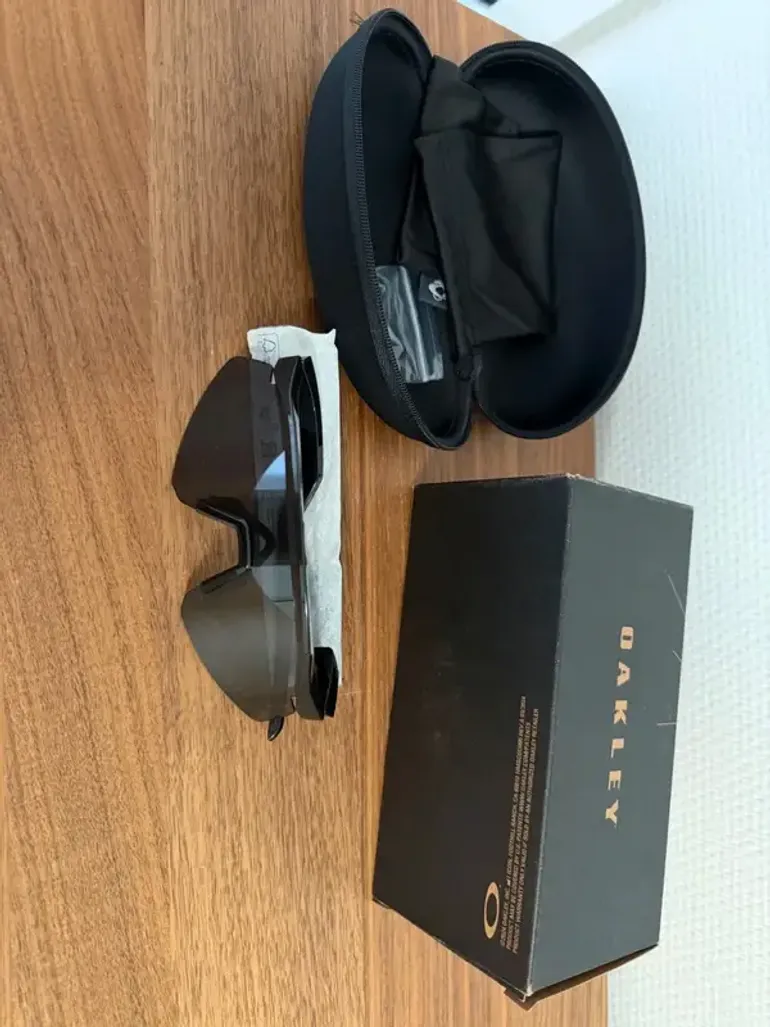 Used Oakley Hydra Prizm Black Glazen/Black Ink Montuur bike — image 2 of 4