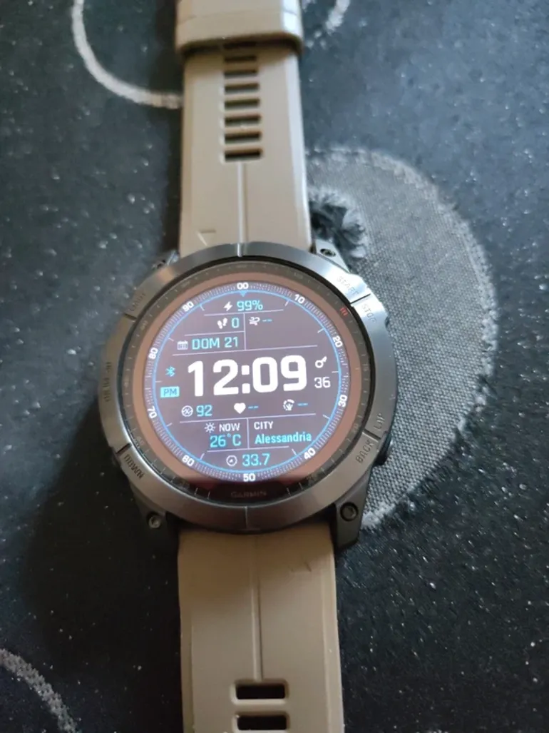 Used Garmin Fenix 7 Sapphire Solar bike — image 6 of 10