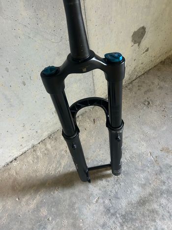 Used Fox 38 Rhythm Float 29 2025 bike — image 3 of 6
