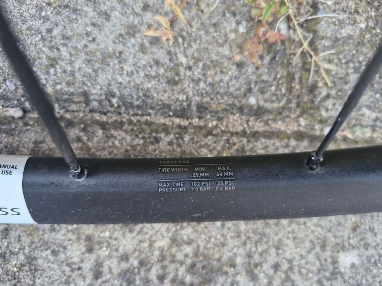 Použité Dt Swiss E 1800 Spline 32 Wheelset 2024 bike — obrázek 6 z 7