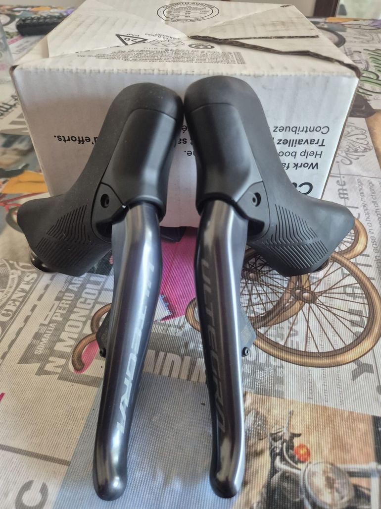Brugt Shimano Ultegra Levers bike — billede 2 af 3