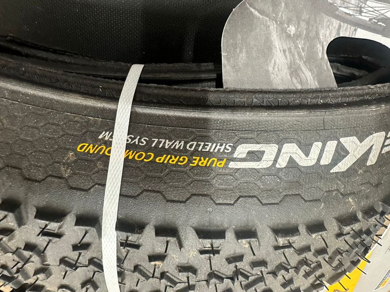 Used Continental Race King 2.0” Tire - Two Available 2025 Tyres & Tubes