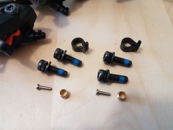 Käytetty Shimano SLX BR-M7120 4 pistons. bike — kuva 15 / 15