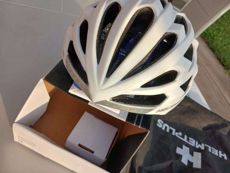 Used helmet+ Casque helmet+ CRONOS 2026 bike — image 1 of 9