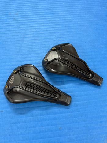 Used Specialized Power EVO Pro with Mirror Saddle 2026 bike — image 2 of 3