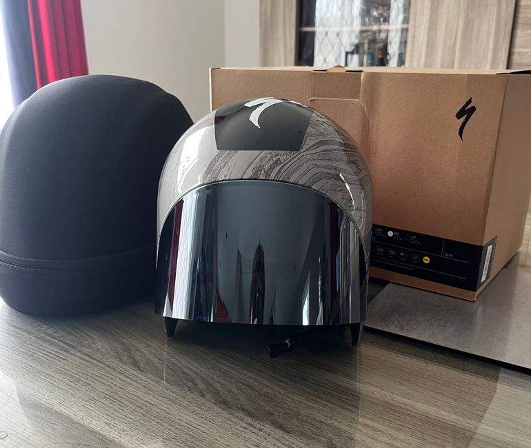 Used Specialized TT 5 Helmet 2024 bike — image 2 of 11