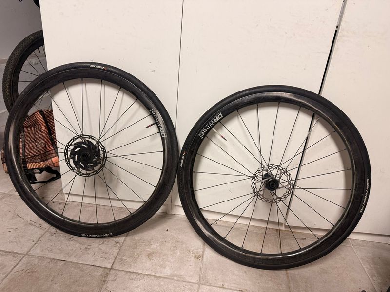 Used drwl Carbon Wheelset 2022 bike — image 1 of 2