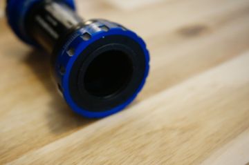 Used Hope BB Unit 68/73mm Blue bike — image 3 of 7