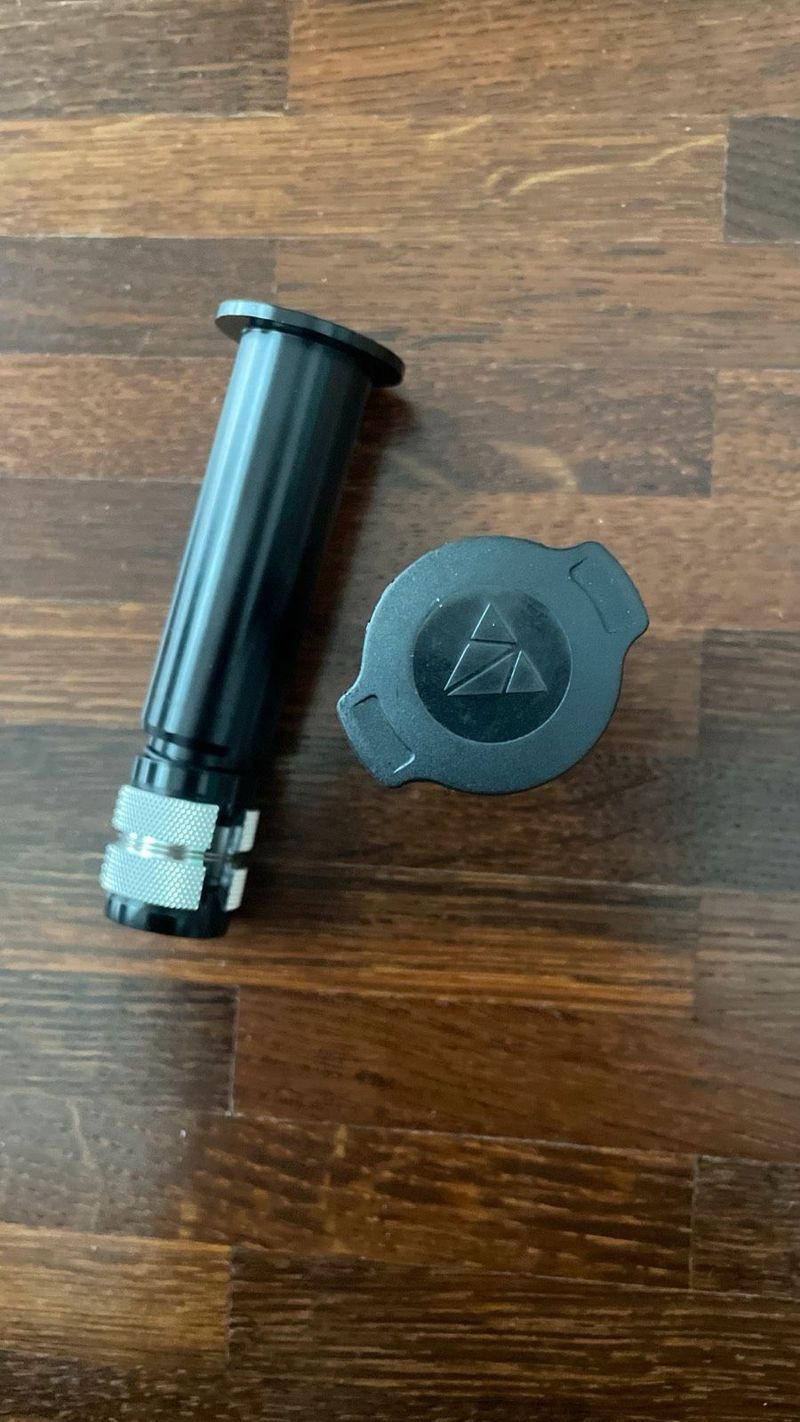Used granite Stash MTB Tool Cycling Accessories