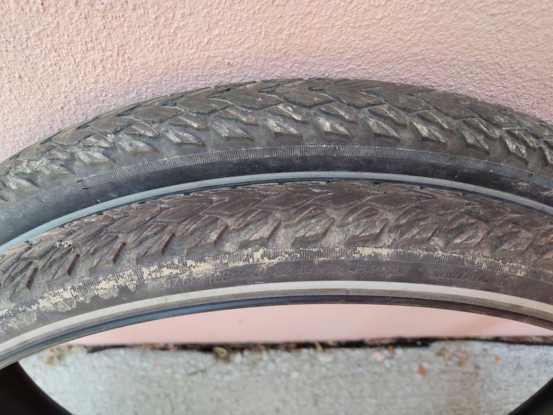 Used Schwalbe MARATHON PLUS TOUR PERFORMANCE 2022 bike — image 2 of 3