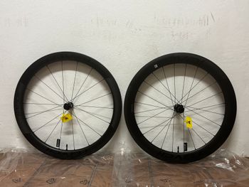 Used Roval Rapide CL II Wheelset 2025 bike