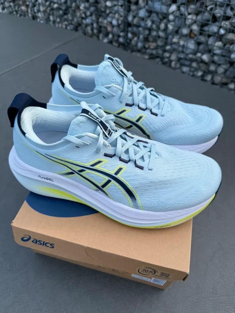 Used Asics Gel-Nimbus 27 bike — image 3 of 11