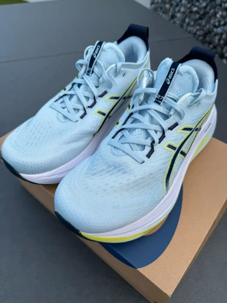 Used Asics Gel-Nimbus 27 bike — image 2 of 11