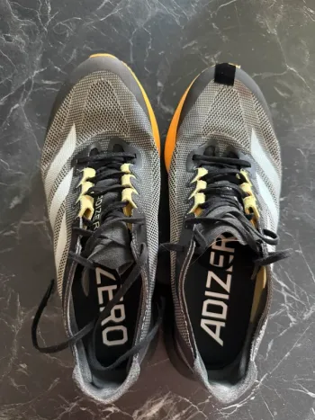 Käytetty Adidas Adizero Boston 12 bike