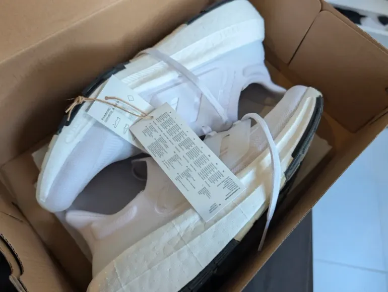Käytetty Adidas Ultraboost Light bike — kuva 2 / 12