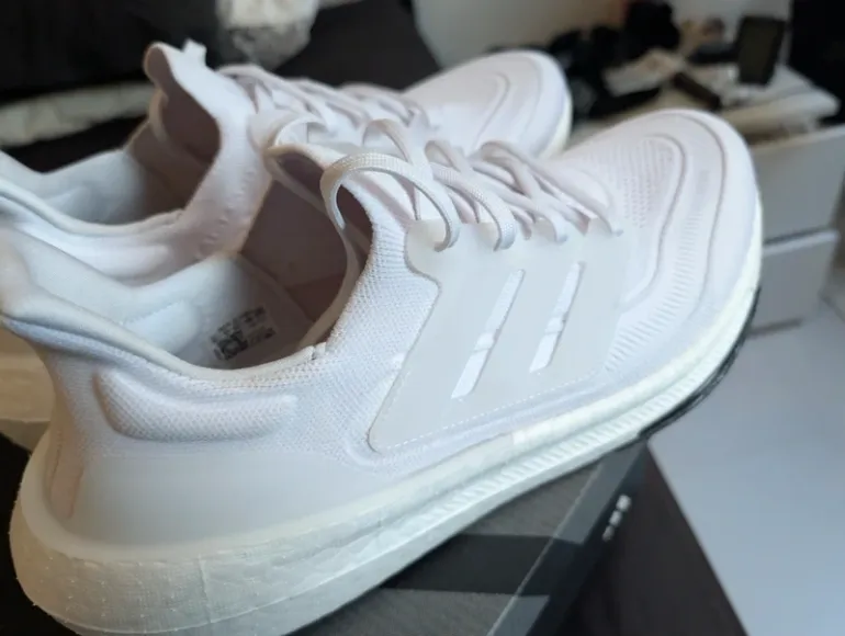 Käytetty Adidas Ultraboost Light bike — kuva 3 / 12