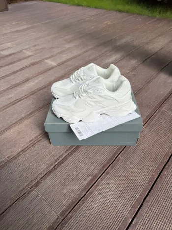 Used New Balance 9060 bike
