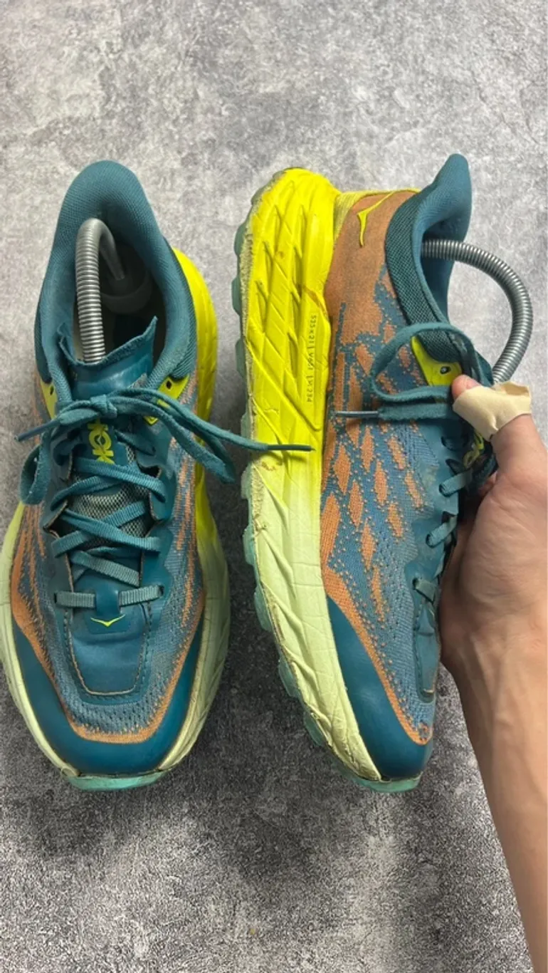 Gebrauchtes Hoka Speedgoat 5 bike — Bild 2 von 9