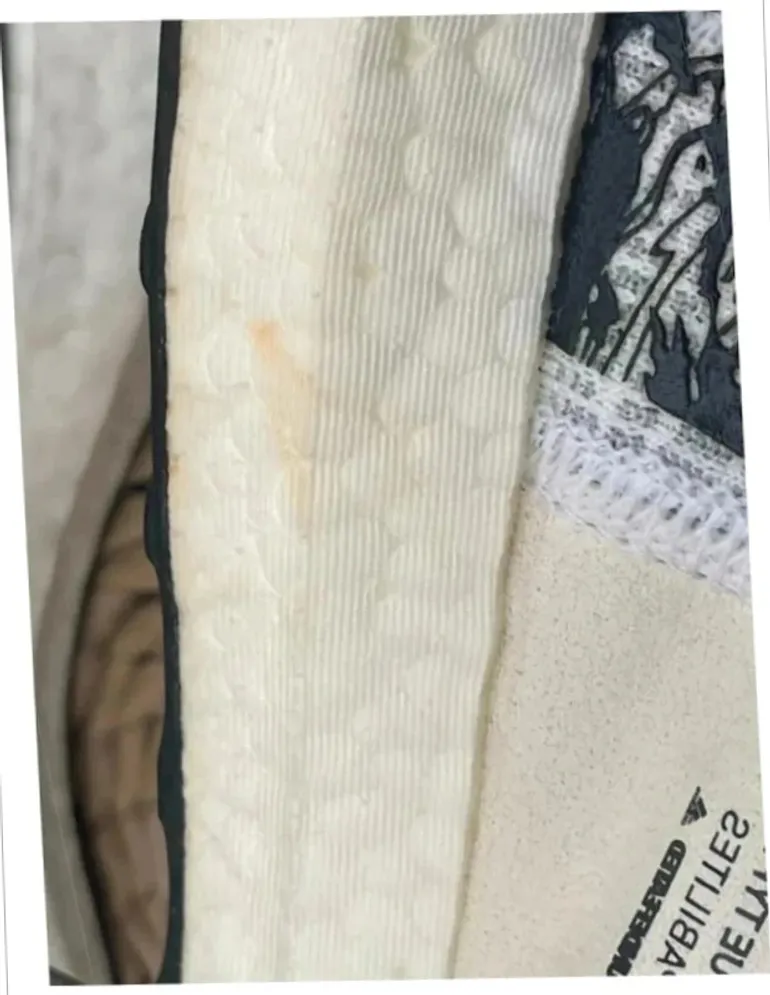 Käytetty Adidas Pure Boost x Undefeated bike — kuva 8 / 10