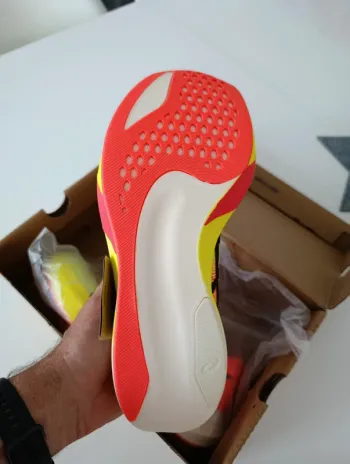 Used Asics Metaspeed Sky Paris bike — image 3 of 6