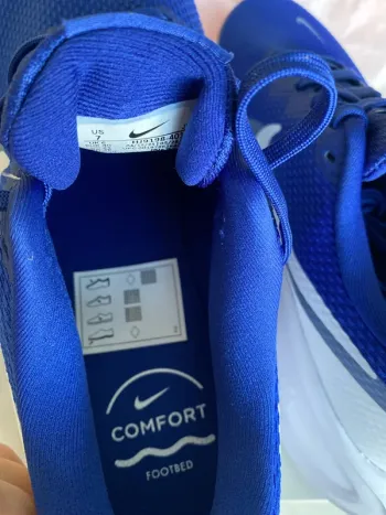 Used Nike Shoes Size 40 bike — image 8 of 9