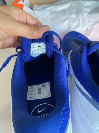 Used Nike Shoes Size 40 bike — image 6 of 9
