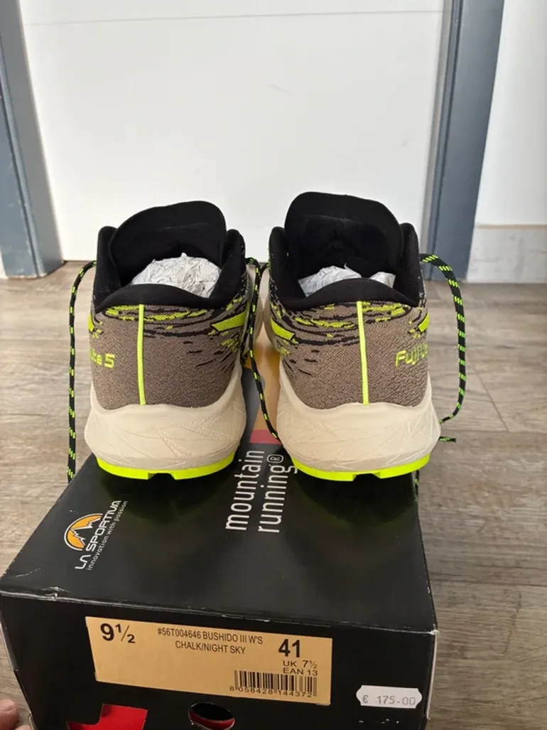 Used Asics Fuji lite 5 bike — image 3 of 6