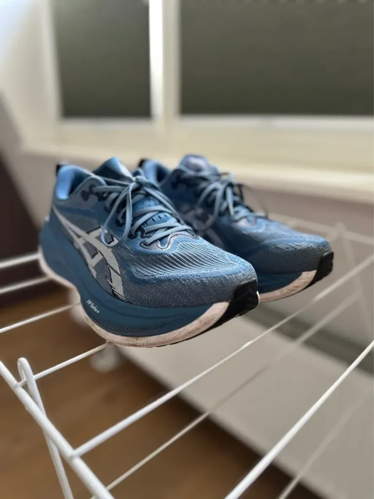 Used Asics Superblast 2 bike — image 2 of 7