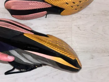 Used Continental Adizero Boston 12 bike — image 4 of 7