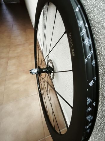 Used Dt Swiss pr1400 y e1800 2023 bike — image 5 of 5