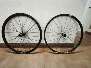 Gebrauchtes Dt Swiss pr1400 y e1800 2023 Wheels