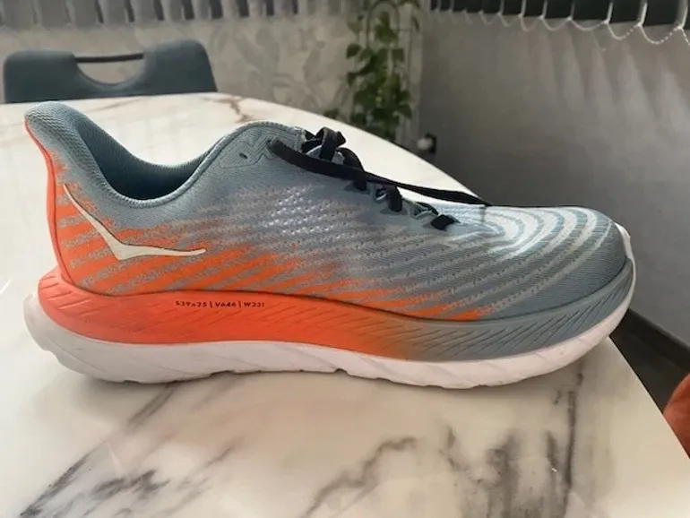 Used Hoka Mach 5 bike — image 3 of 4