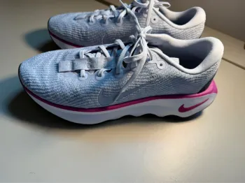 Used Nike Laufschuh bike — image 2 of 5