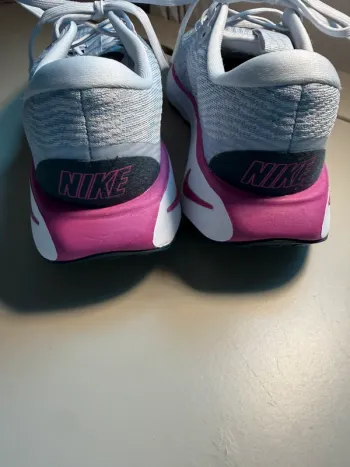 Used Nike Laufschuh bike — image 3 of 5