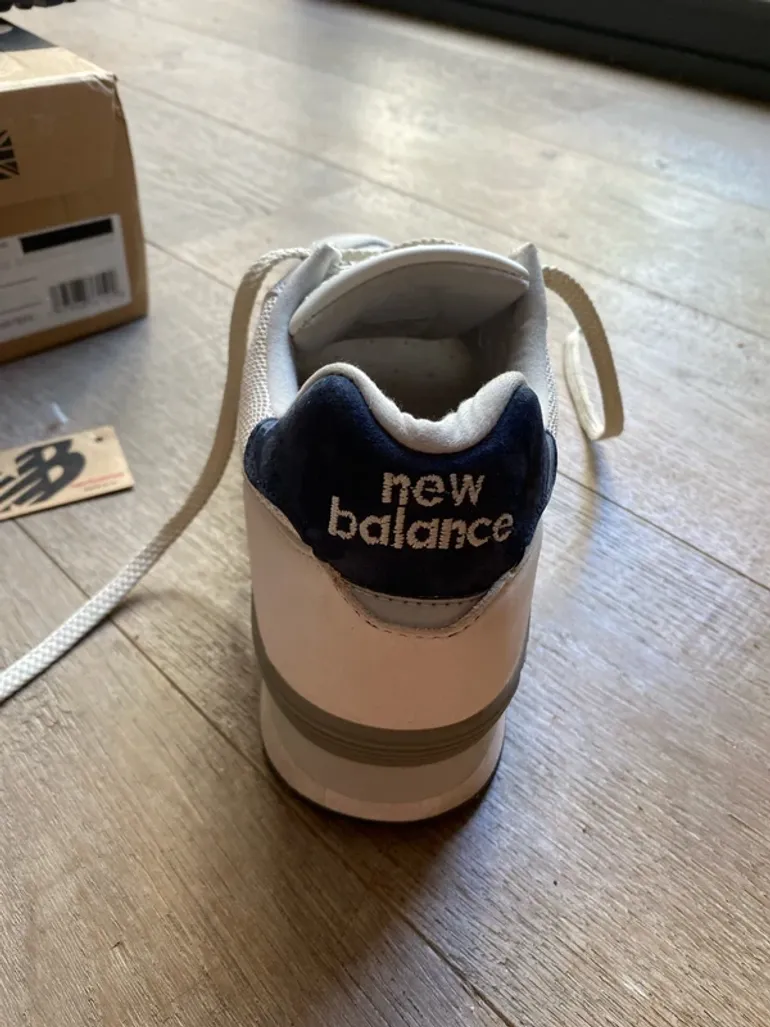 Used New Balance 576 bike — image 3 of 8