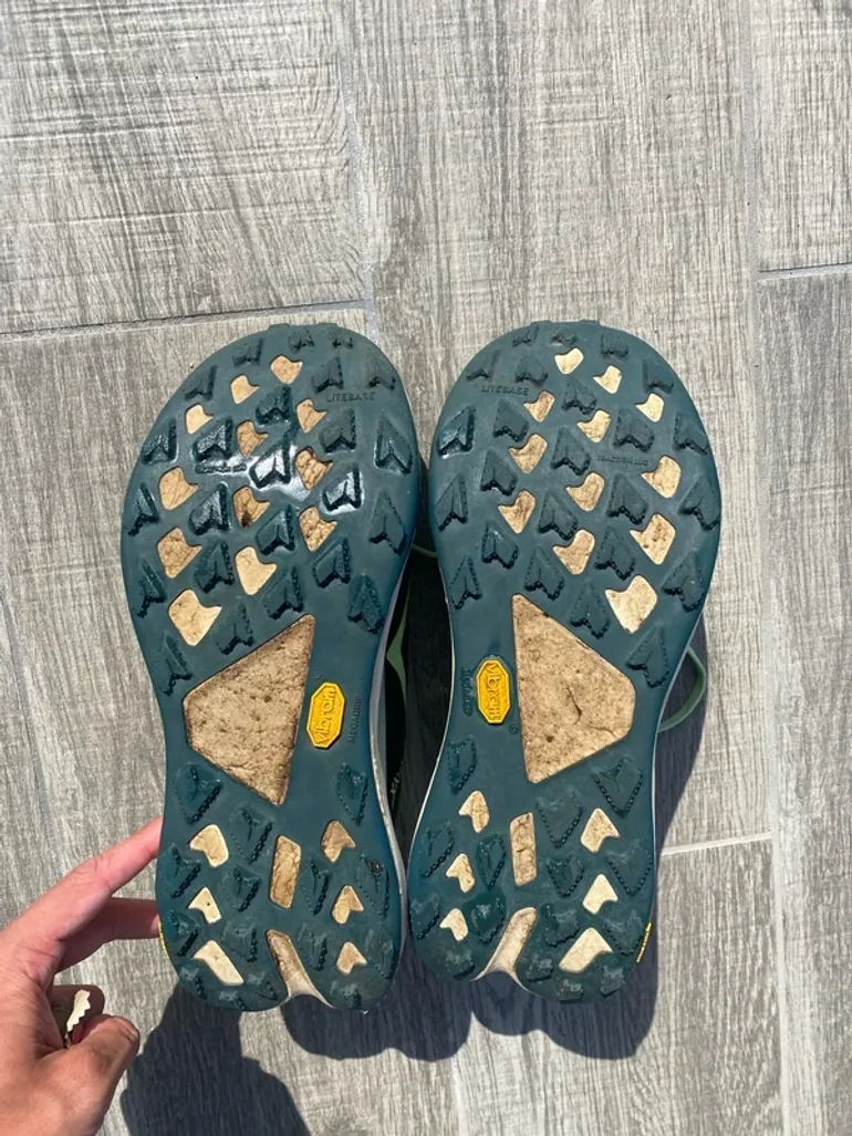 Used Hoka Tecton x3 bike — image 4 of 4