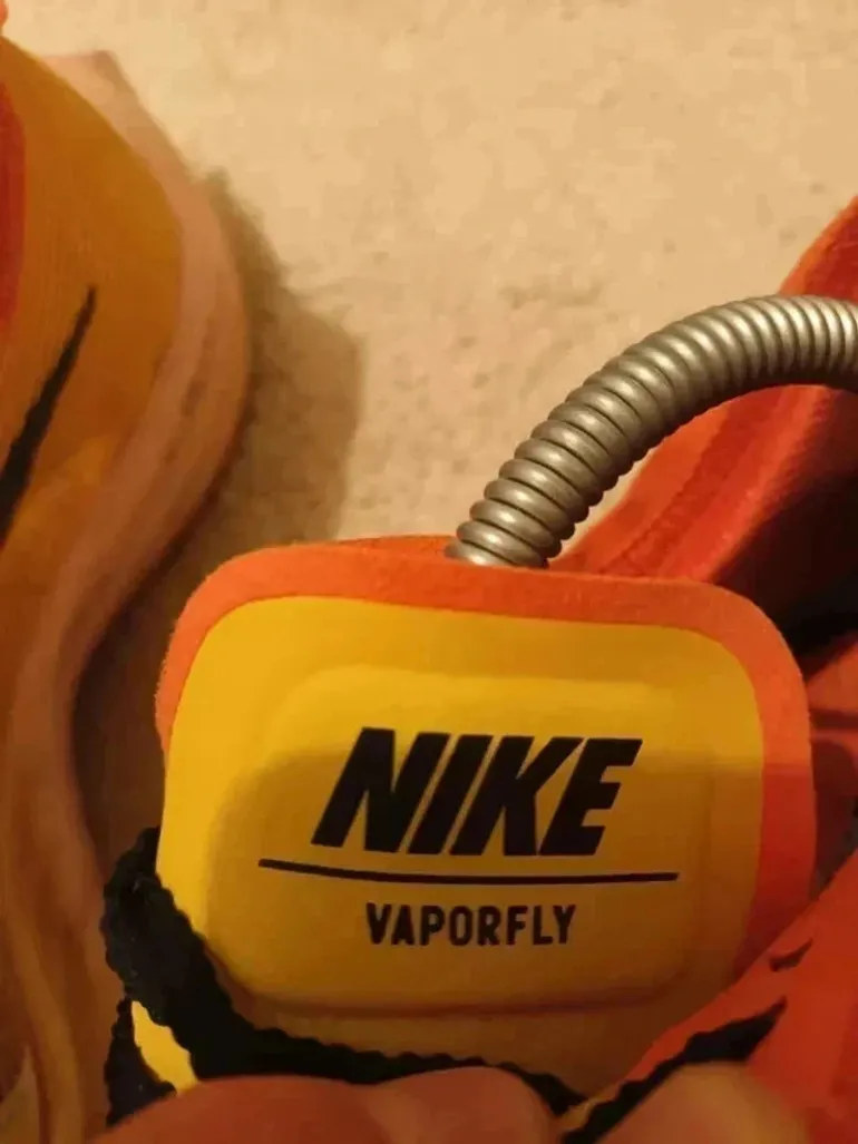 Used Orange Nike ZoomX Vaporfly NEXT% 2 Ekiden bike — image 6 of 7