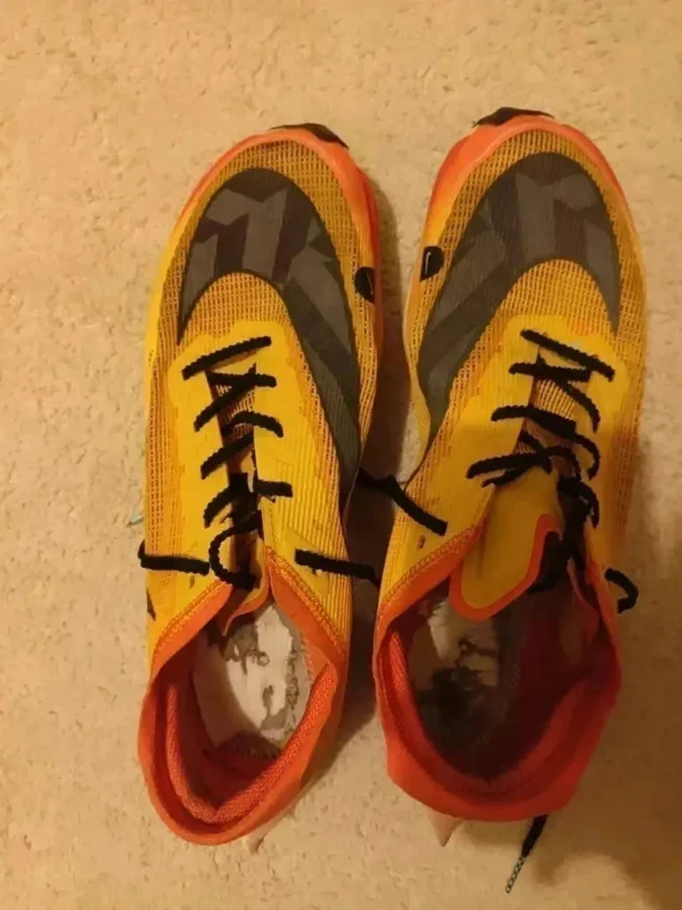 Used Orange Nike ZoomX Vaporfly NEXT% 2 Ekiden bike — image 3 of 7