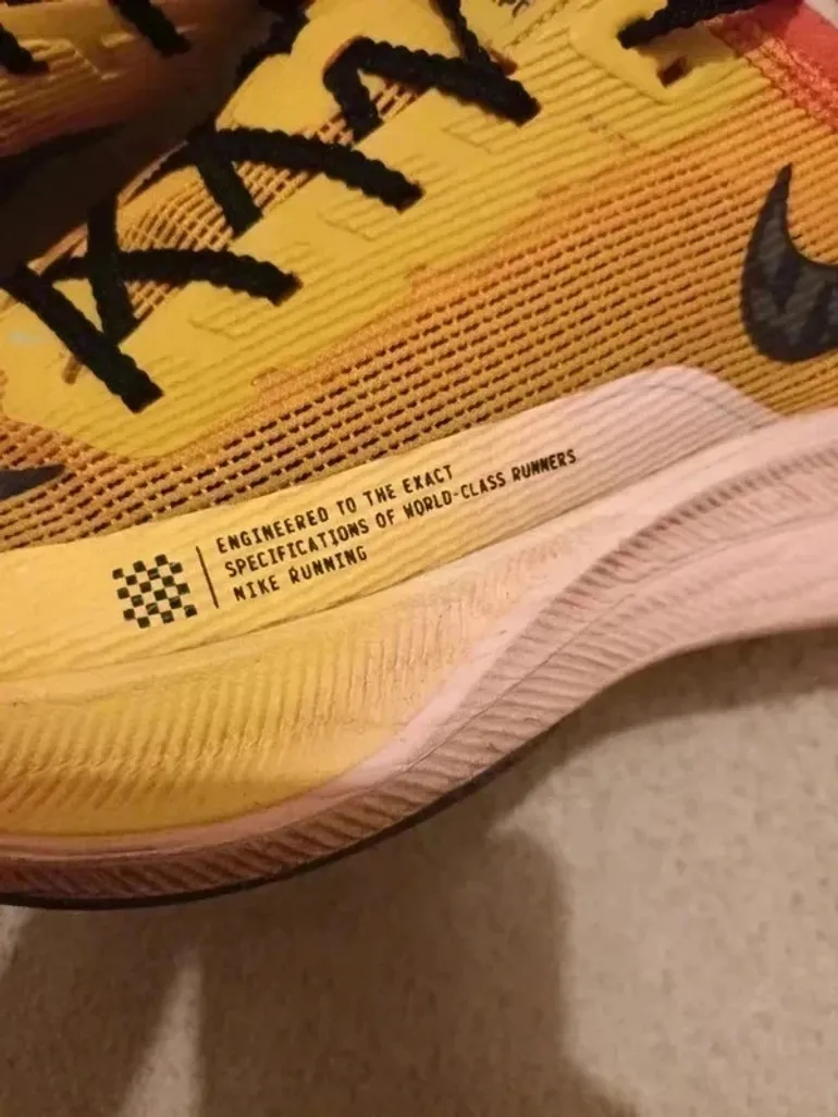 Used Orange Nike ZoomX Vaporfly NEXT% 2 Ekiden bike — image 7 of 7