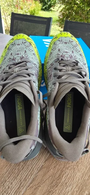 Used Hoka Trail Running Shoes bike — image 3 of 6