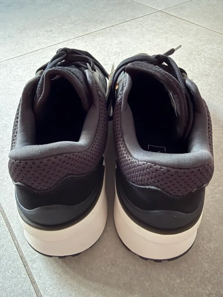 Used Adidas ZNCHILL bike — image 2 of 6