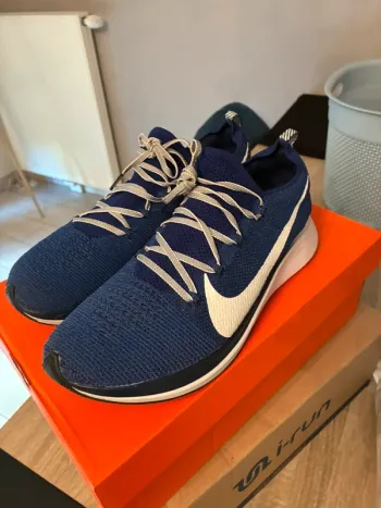 Used Nike Air Zoom Fly Flyknit bike — image 8 of 8