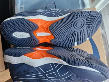 Używany Asics Gel Rocket 11 bike — zdjęcie 3 z 9